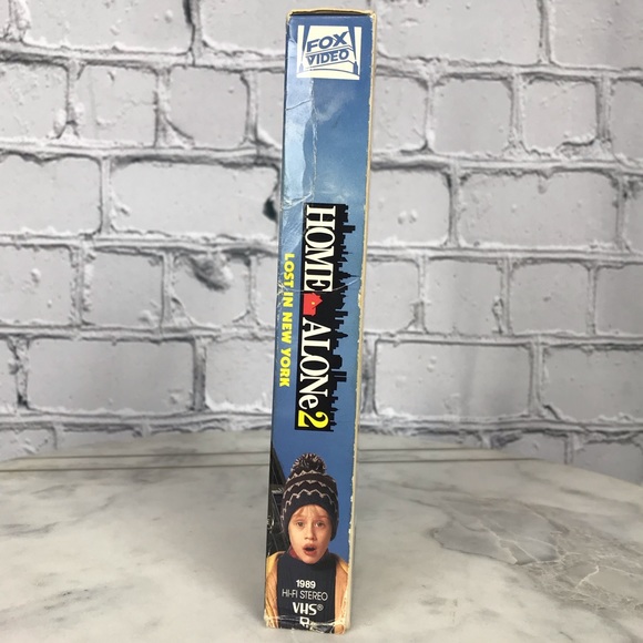 Home Alone 2 Lost In New York Family & Kids 1993 Vintage Christmas VHS Movies - Picture 2 of 13